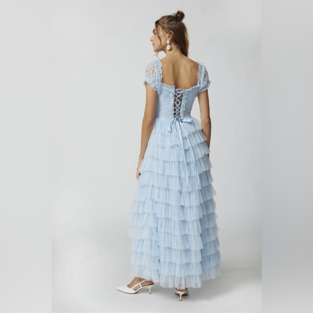 Light Blue Lace Tiered Maxi Formal/Prom/Bridesmaids Dress - size M - Picture 4 of 5